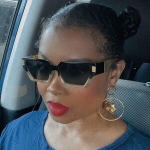 Royalty New Arrival Sunglasses “Get-a-way” 🕶️